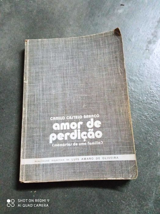 Vários livros antigos