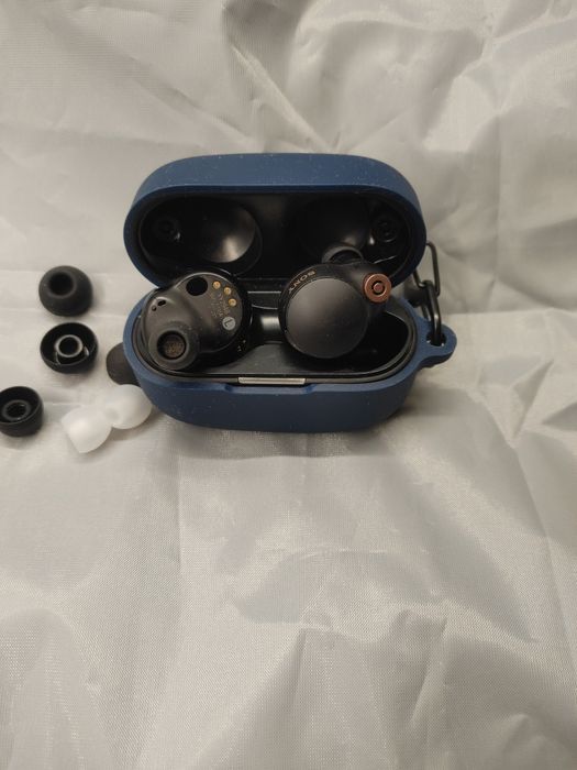 Sony WF-1000XM4 !Батареи новые! Шумоподавление!!