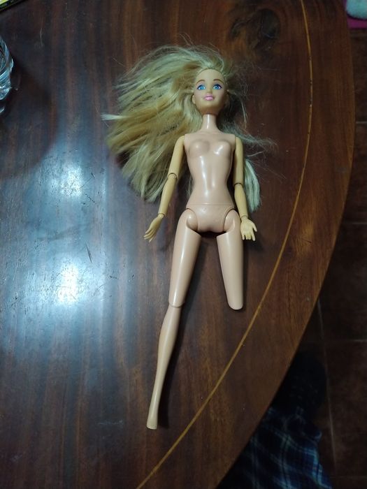 Boneca.           .