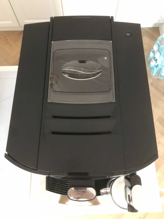 Automatyczny ekspres Jura E8 (EB) Piano Black / 2021rok / model: 15355