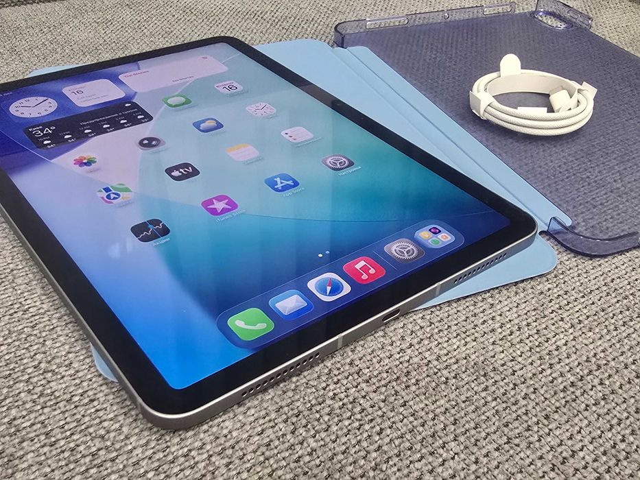 iPad Air 11 M3 2025 256GB Wi-Fi+LTE Space Gray MDM, стан - нового.
