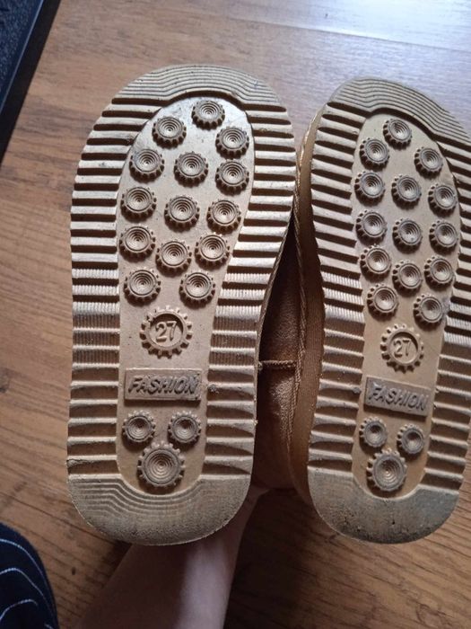 Bardzo ciepłe buty dla chłopca 27