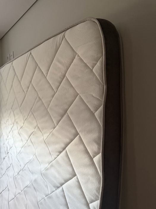 Colchão com 160x200 cm
