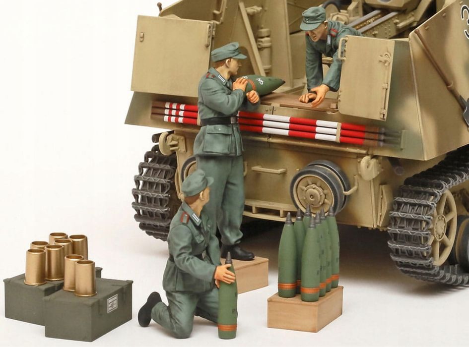 TAMIYA 35367 model czołg 1:35 German Heavy SP Howitzer Hummel