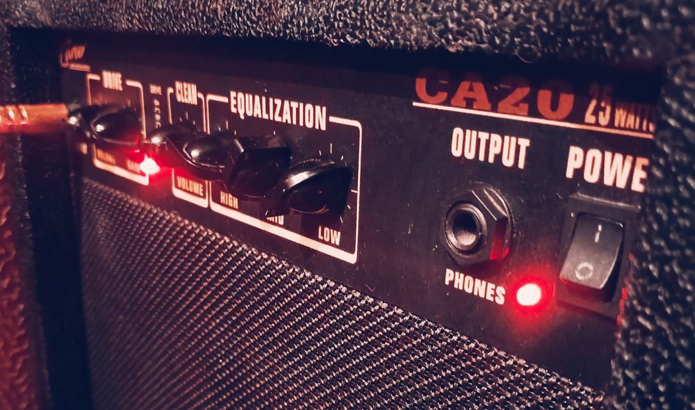 Wzmacniacz gitarowy Career 8" combo piecyk do: gitara elektryczna