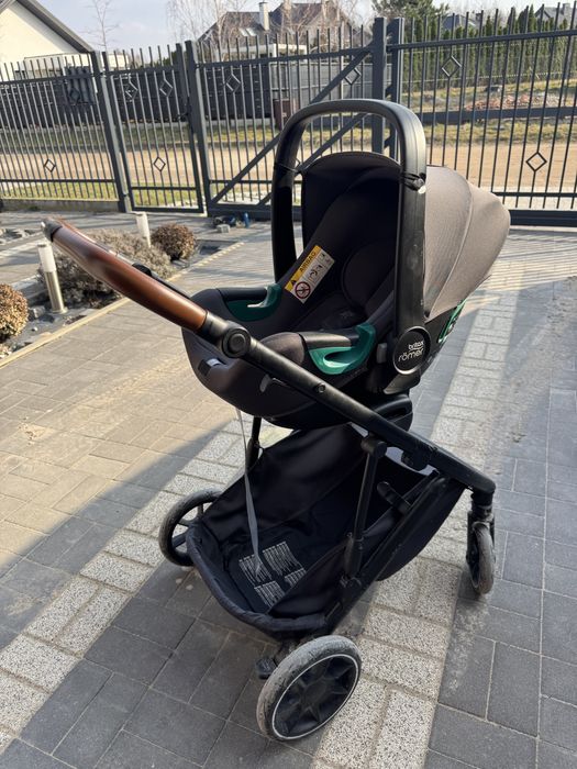 Zestaw Britax Romer gondola, siedzik samochodowy, spacerowka