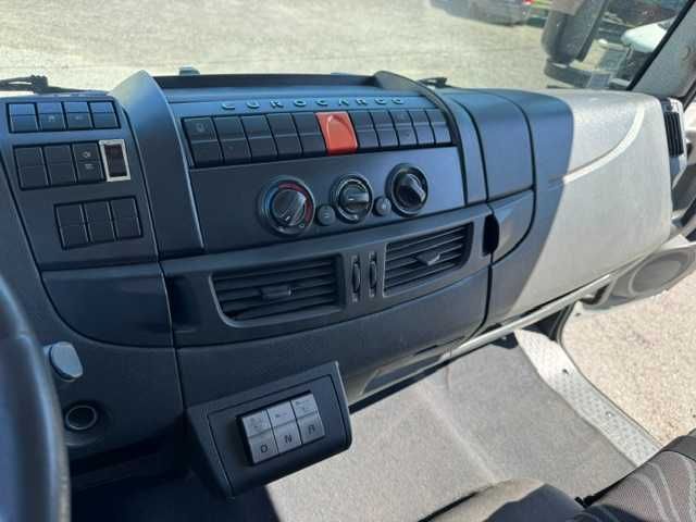 Camião Iveco 190EL32 2014/12 em chassis