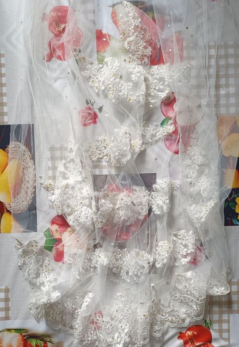 Фірмова фата довга - 270 см.