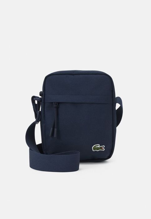 Сумка мужская  Lacoste чоловіча сумка  VERTICAL CAMERA BAG UNISEX