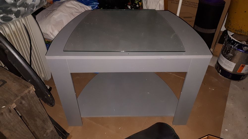 Mesa Tv com tampo rotativo