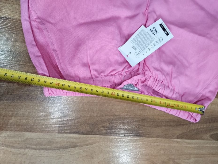 Nowe spodnie dziewczęce 170