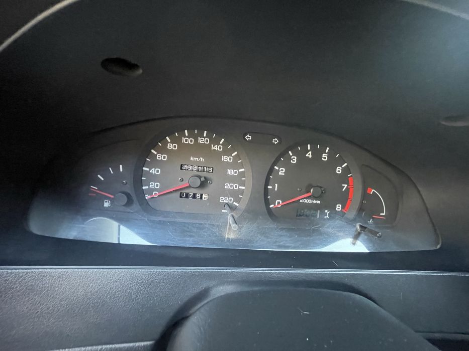 Nissan Almera SR com A/C