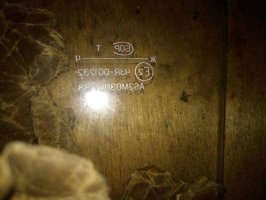 Скло на Таврію, праве переднє