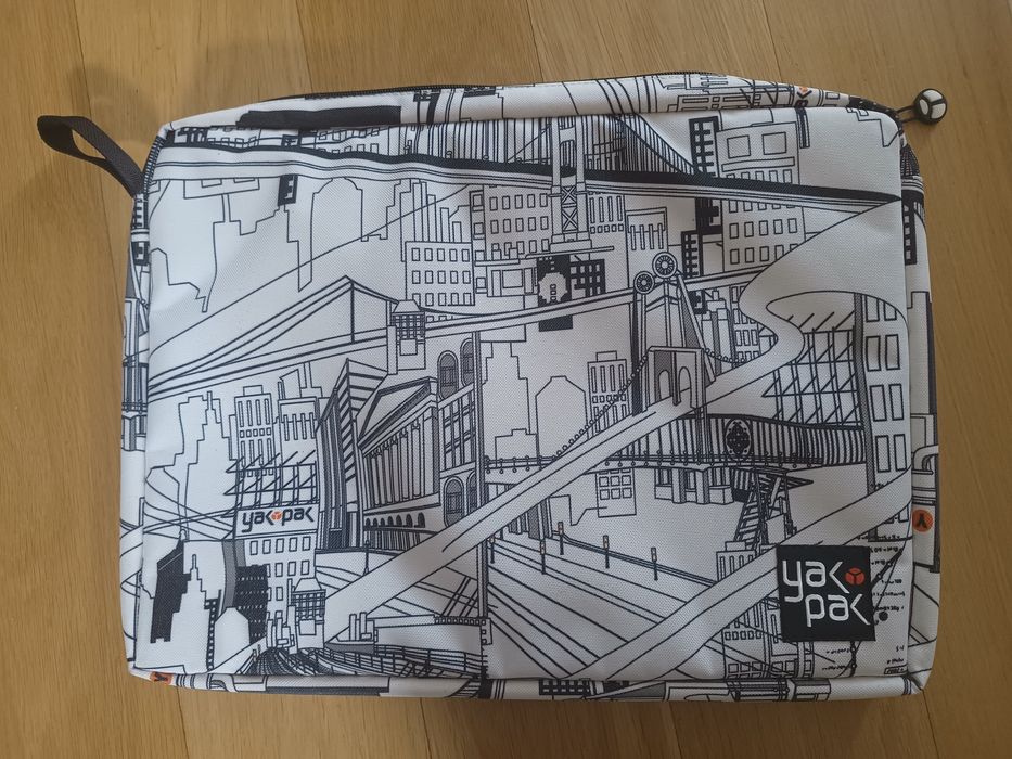 Etui na laptopa nowe