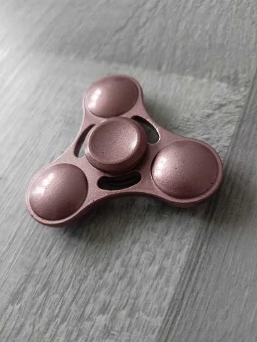 Fidget spinner zabawka