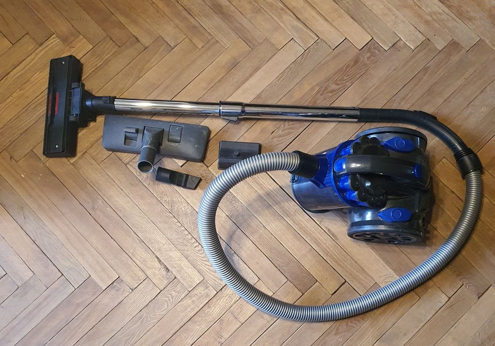 Продам пылесос Royals Berg GD-1605