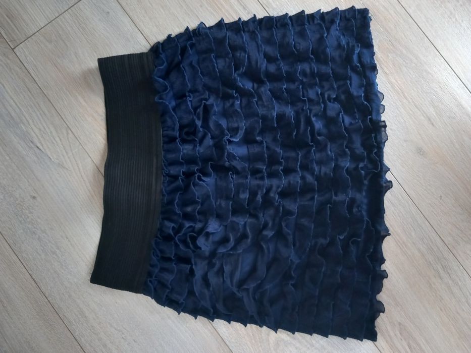 Galowy zestaw dla dziewczynki 152