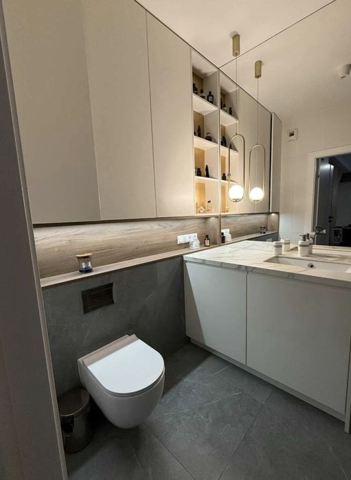 Квартира у Варшаві 2/х кім стильна