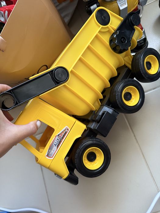 Мега Монстр Трак Хот Вілс Hot Wheels Monster Trucks / автовоз / великі машини / робот