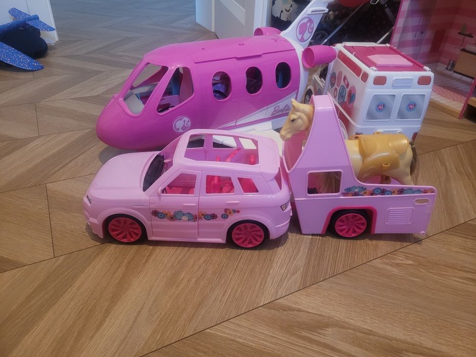 Zestaw barbie domek, kampery samolot