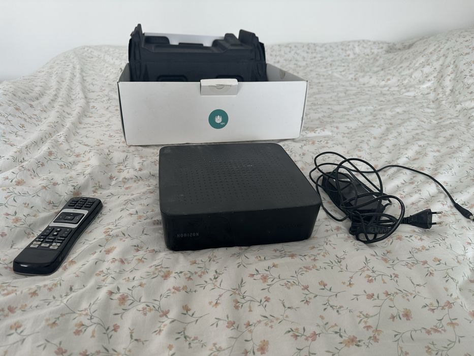 Dekoder Horizon - cały komplet (pilot, dekoder, zasilacz, pudełko)