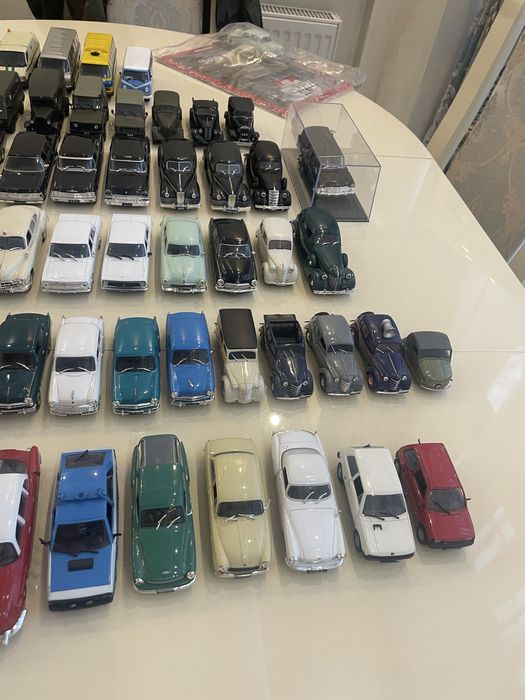 Продам маштабные модели 1/43 автомобилей Ссср