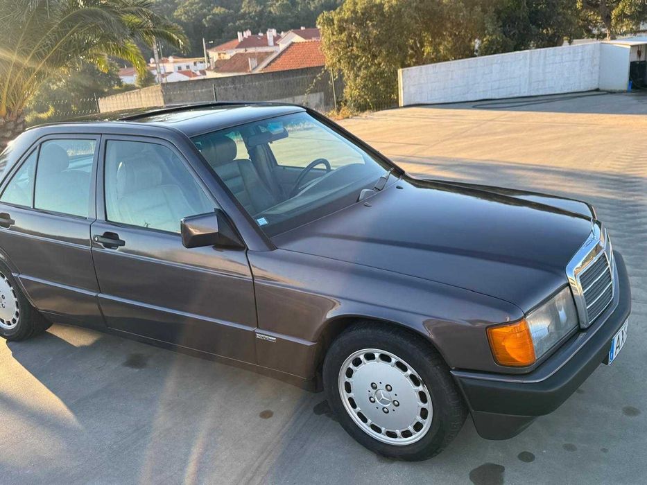 Mercedes-Benz Clássico E190 — photo 3