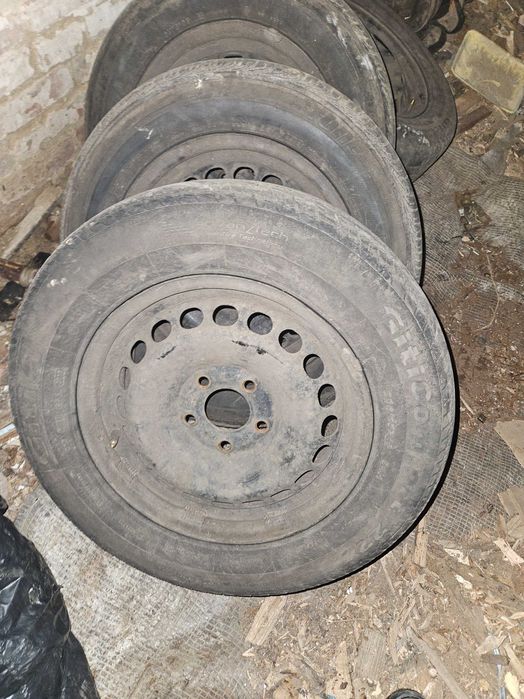 Диски на vag с шинами R15