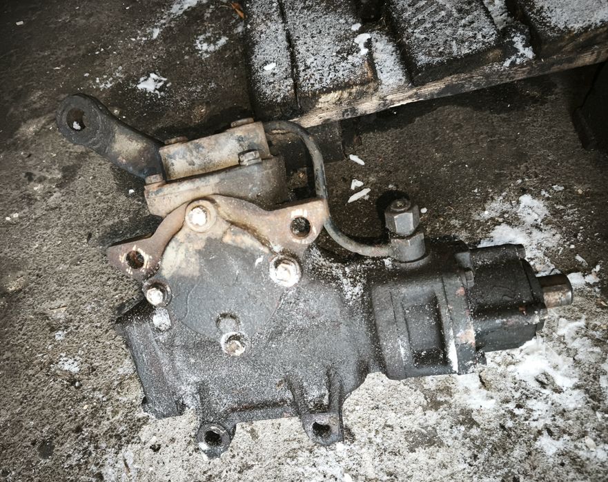 Механізм кермовий  рульовий гідропідсилювач ГУР МАЗ-4370 5551 5516