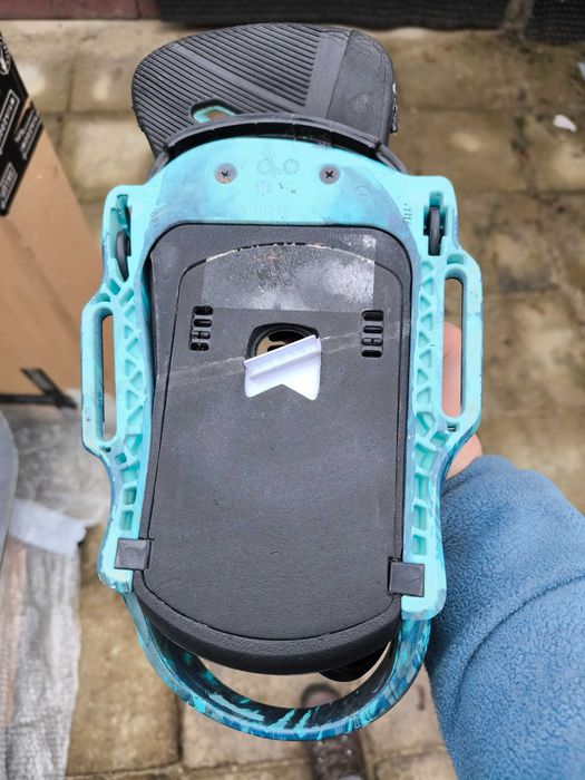 Wiązania snowboardowe Burtom Mission M EST