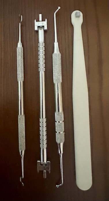 Vendo material Ortodontia (10 alicates Premium) e consumiveis (arcos)