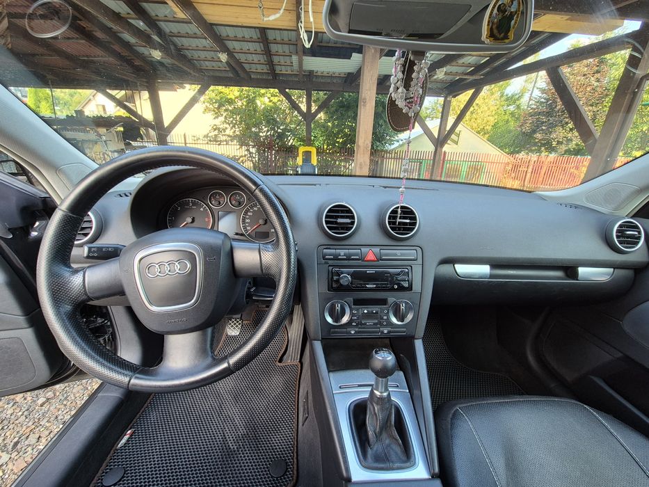 Audi A3 8P 3-drzwiowe  1.9 TDI  105 KM