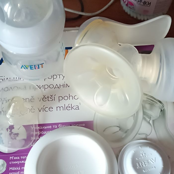 Молокоотсос AVENT