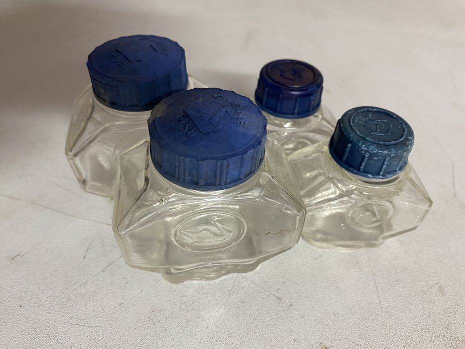 Franscos antigos de tinta premanente