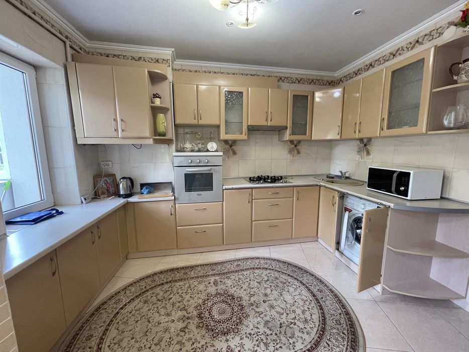 Продається готовий бізнес на Кобилянській