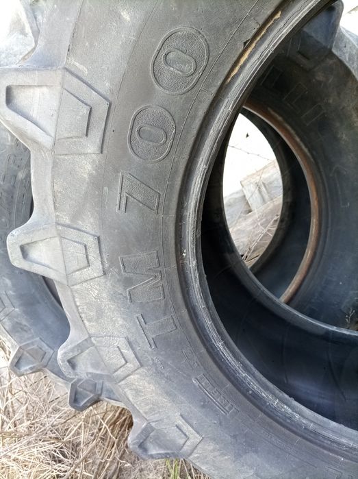 Sprzedam opony 420/70R28