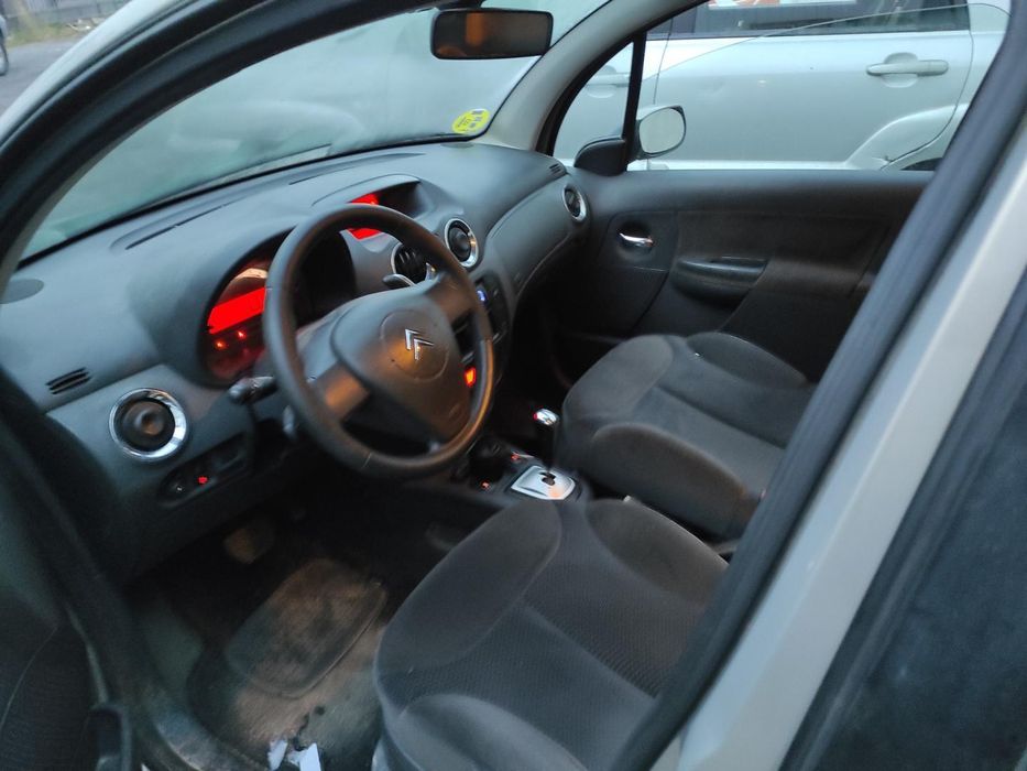 Chapeleira Da Mala Citroen C3