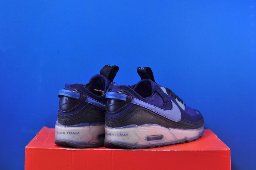 Кросівки Mizuno Wave Lightning  Nike Air Max Terrascape 90 Оригінал