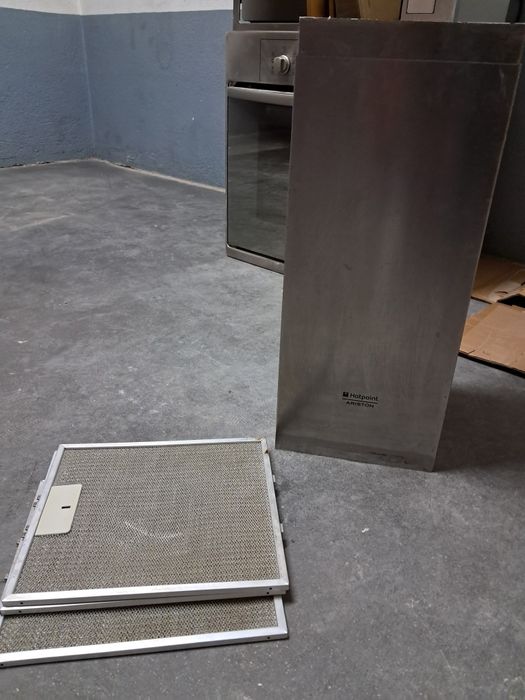 Exaustor Hotpoint HB 90.E IX/HA