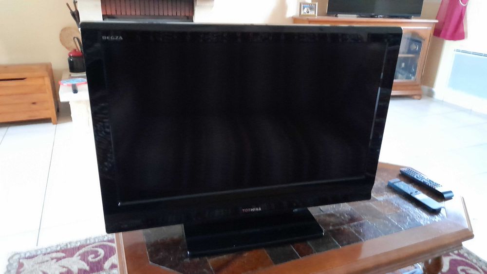 Televisor TOSHIBA