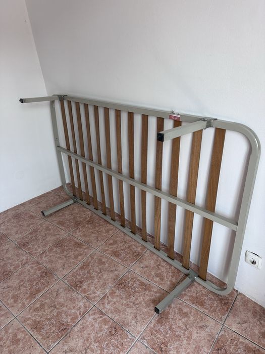 Cama de solteiro