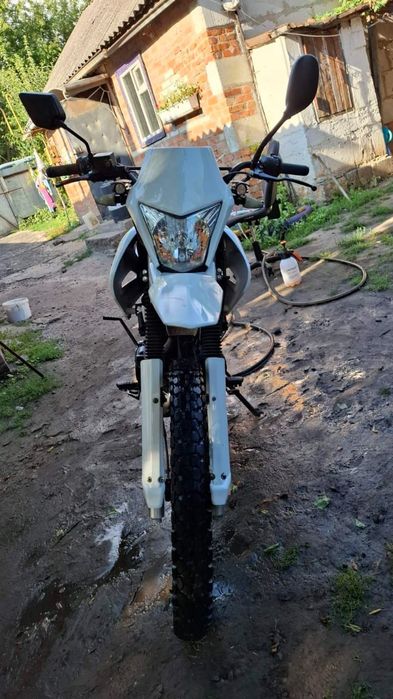 Мотоцикл Spark  в гарному стані