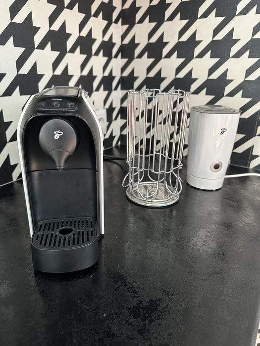 Ekspres Tchibo Cafissimo + spieniacz