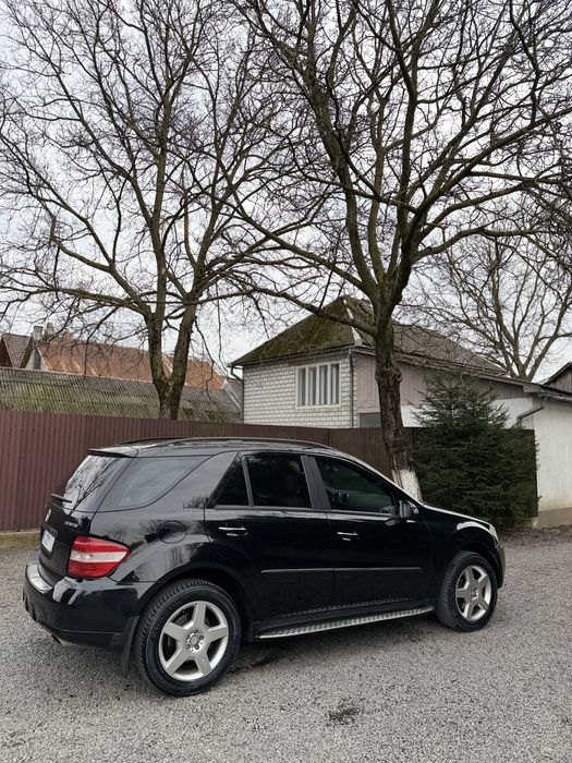 Мерседес МЛ 500, ( 5.0 бенз,220 тис пробіг) ідеальний стан!