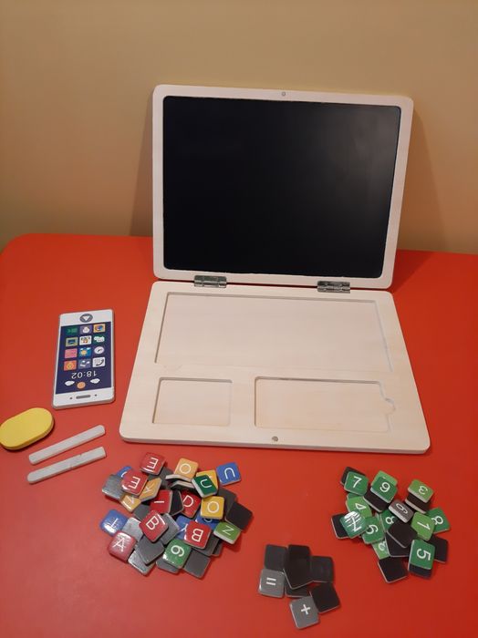 Portátil de madeira