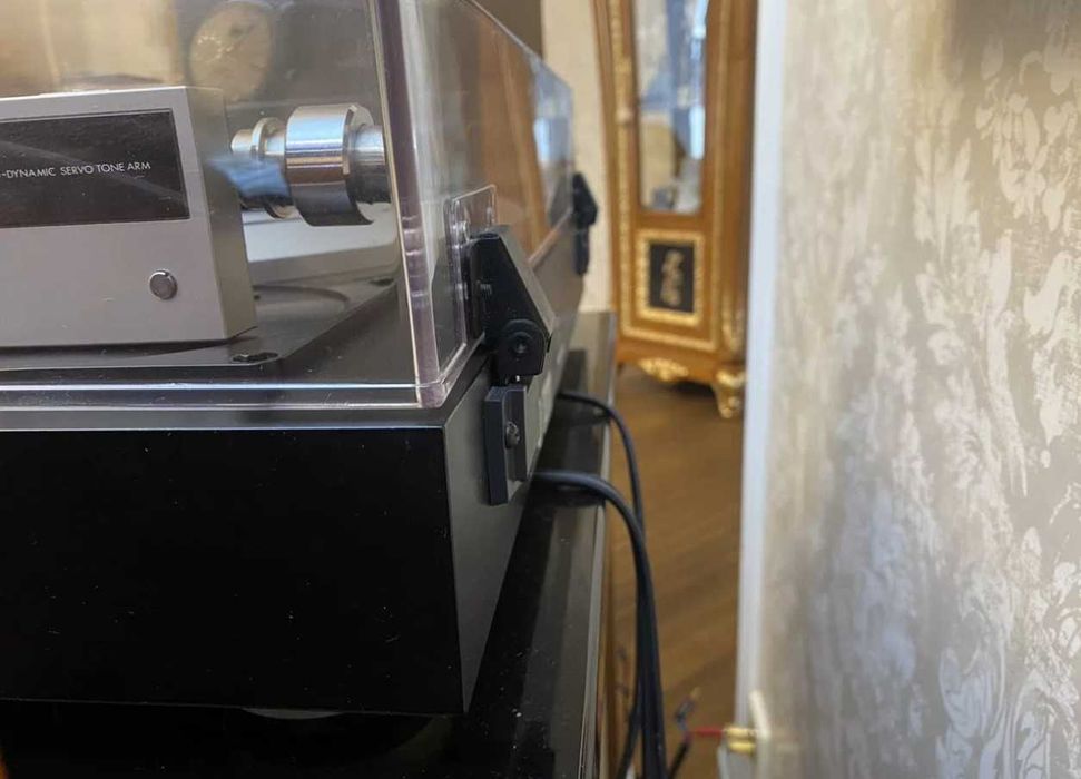 Виниловый проигрыватель JVC QL-Y5F