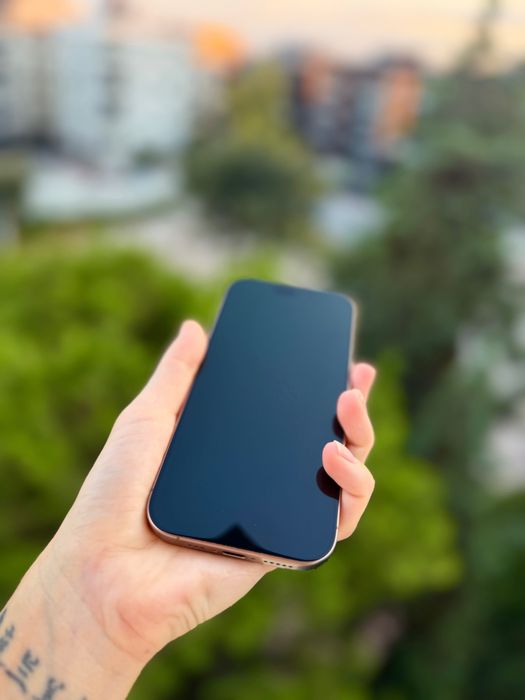 IPhone 16 pro, 256gb, Desert titanium. Состояние идеальное