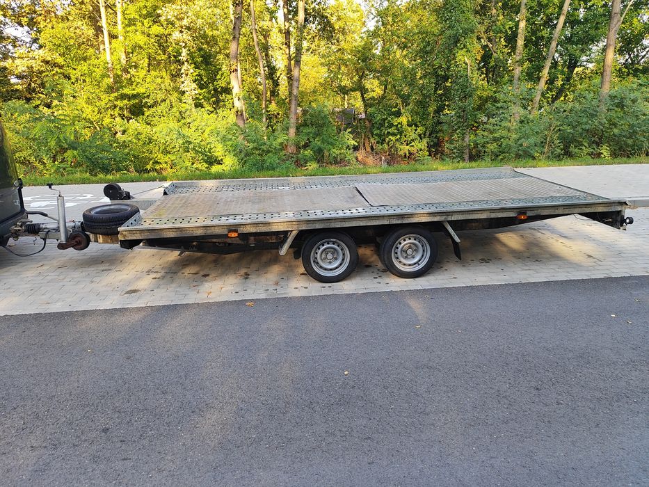 Wynajem Laweta 4.5x2.1 2700 dmc