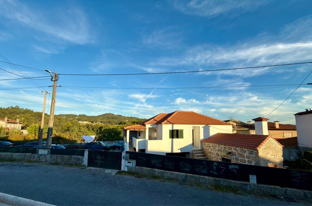 Moradia t3 +2  com 2 casas de banho