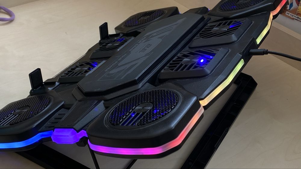 Охолоджувальна підставка для ноутбука 2E Gaming CPG-012 Black (2E-CPG-012)